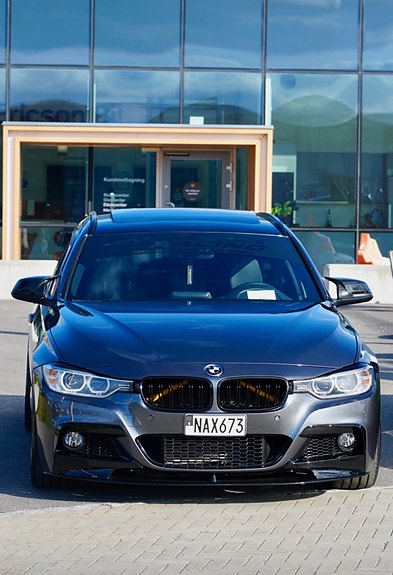BMW 328i 5 of 12