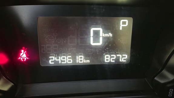 Peugeot 308 SW 12 of 15