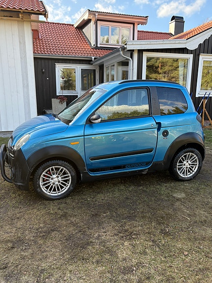 Microcar MGO 3 of 8