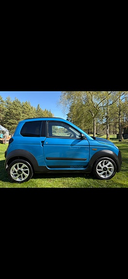 Microcar MGO 2 of 8
