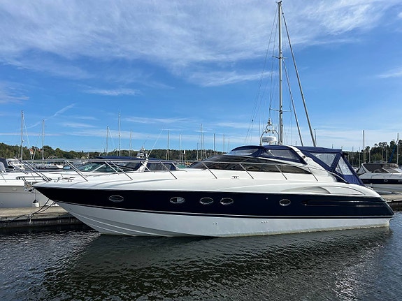 Båtar 40-60 fot köpes! Kontakta oss på Stockholms Båtcenter