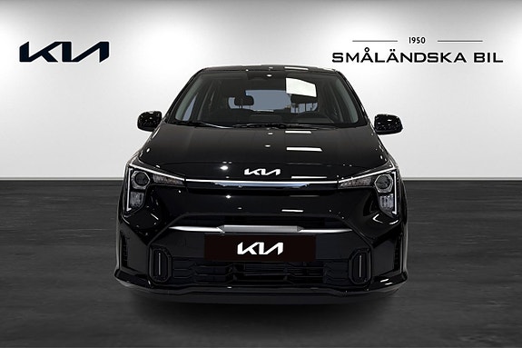 Kia Picanto 2 of 15