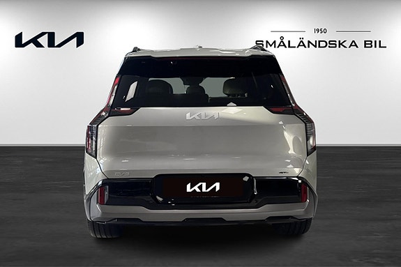 Kia EV9 5 of 15