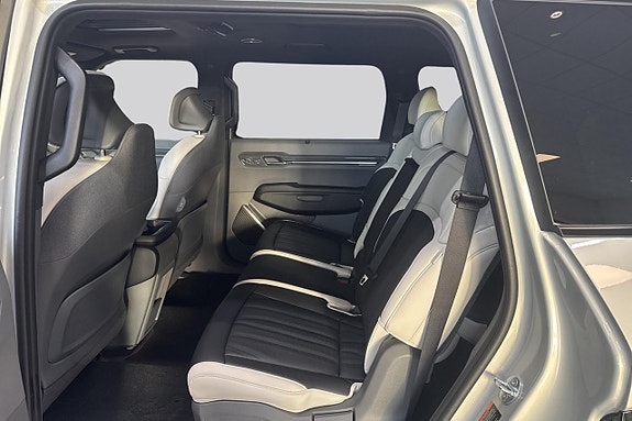 Kia EV9 9 of 15
