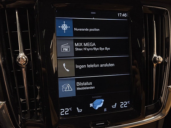 Volvo V90 Cross Country 16 of 24