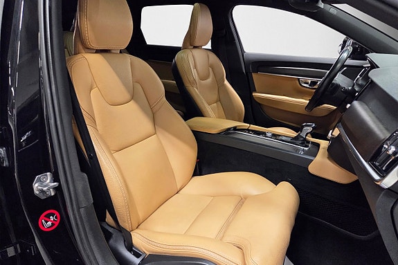 Volvo V90 Cross Country 10 of 24