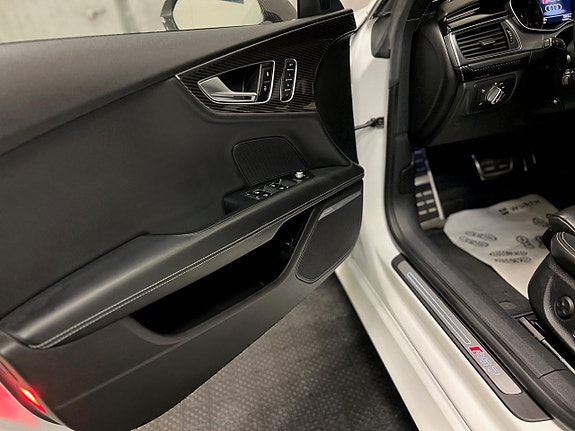 Audi RS7 8 of 27