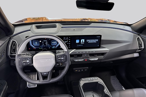 Kia EV5 7 of 15