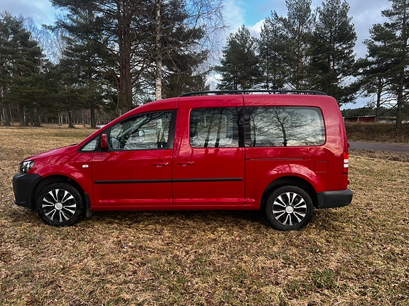 Volkswagen Caddy Maxi 3 of 5
