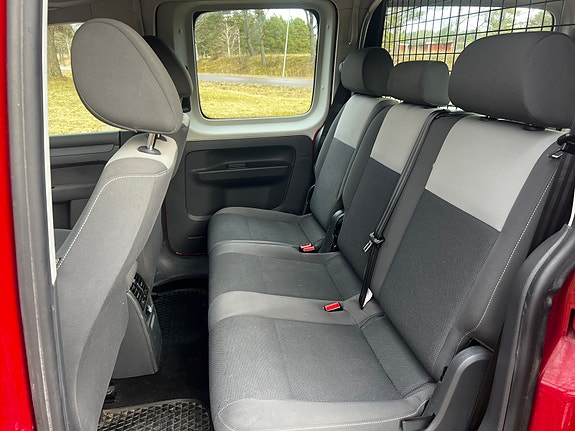 Volkswagen Caddy Maxi 11 of 12