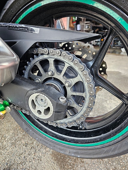 Kawasaki Ninja Z1000SX 15 of 22