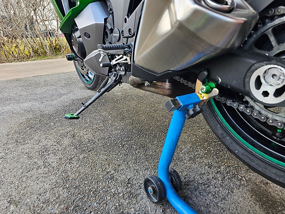 Kawasaki Ninja Z1000SX 7 of 22