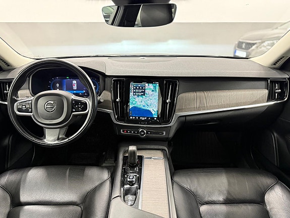 Volvo V90 Cross Country 9 of 27