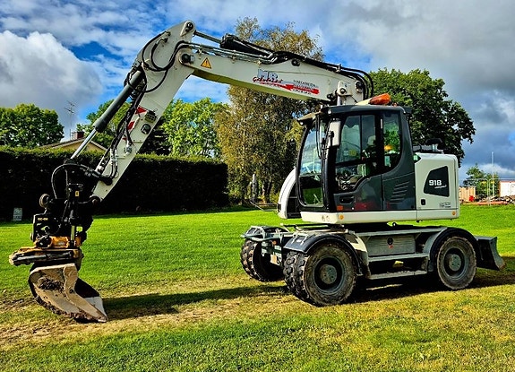 Liebherr A 918 Compact / Randex kärra / Steg 5 motor