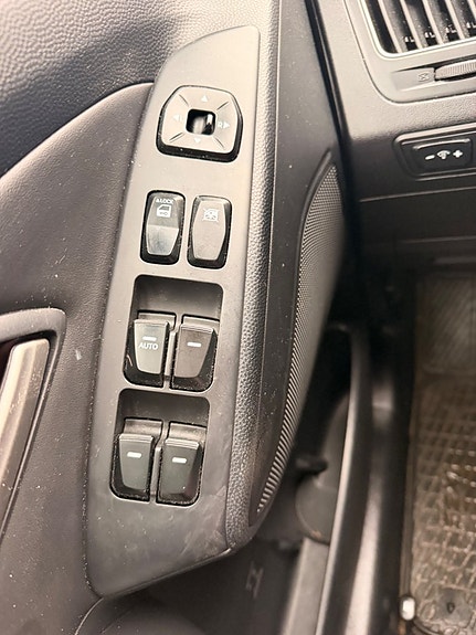 Hyundai ix35 24 of 27