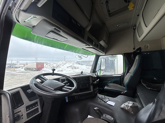 Dragbil Volvo FM 12.8 500 I-Shift -2014 | Reparationsobjekt via auktion 9 of 27