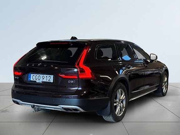 Volvo V90 Cross Country 5 of 5
