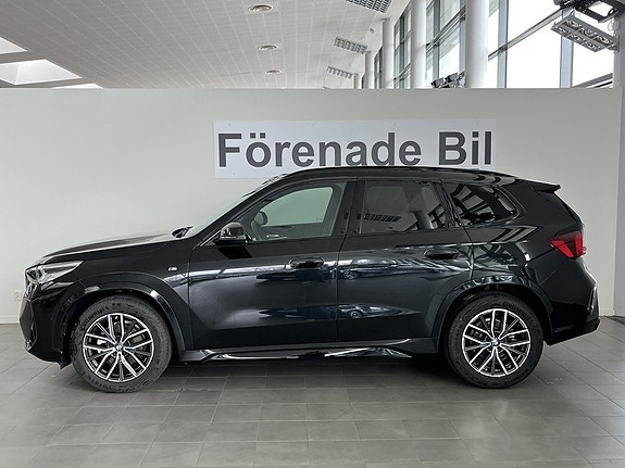 BMW X1 3 of 5