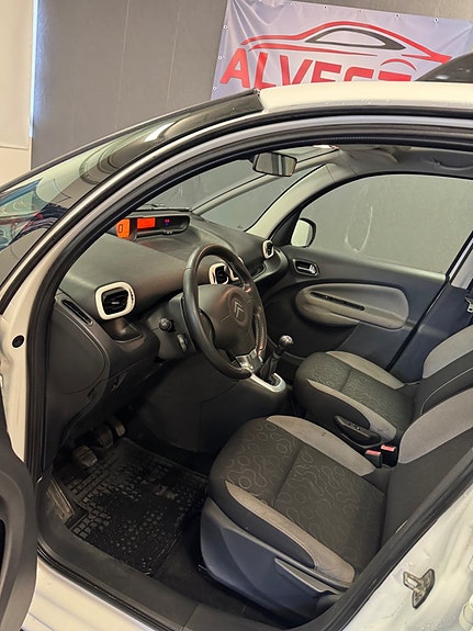 Citroen C3 Picasso 8 of 14