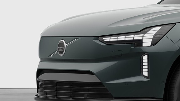 Volvo EX90 11 of 25