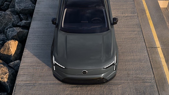 Volvo EX90 15 of 25