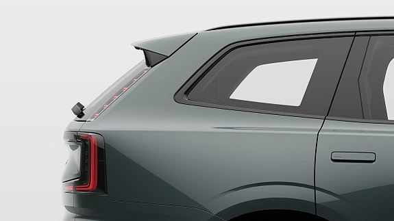 Volvo EX90 13 of 25
