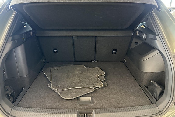 Volkswagen Tiguan 17 of 26