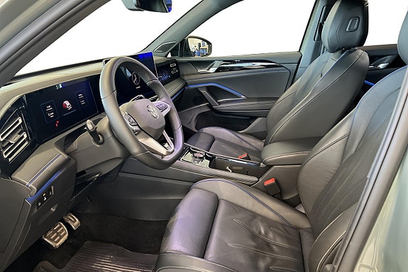 Volkswagen Tiguan 13 of 26