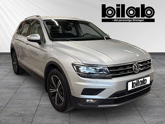 Volkswagen Tiguan 2 of 9