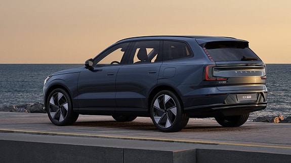 Volvo EX90 19 of 23
