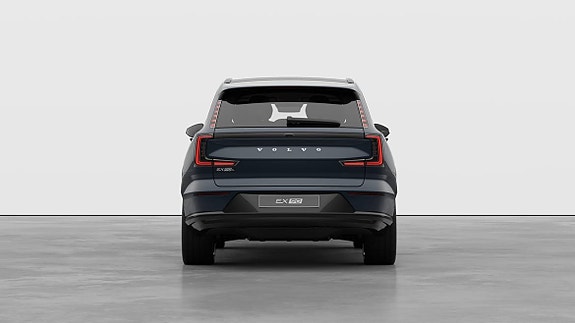 Volvo EX90 8 of 23