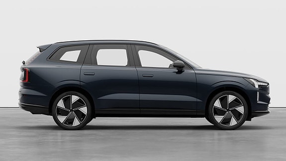 Volvo EX90 6 of 23
