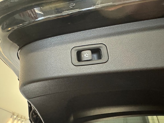 Mercedes-Benz GLE300 d 24 of 24