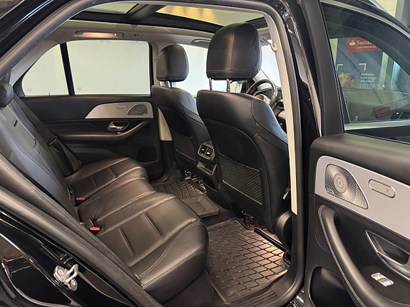 Mercedes-Benz GLE300 d 12 of 24