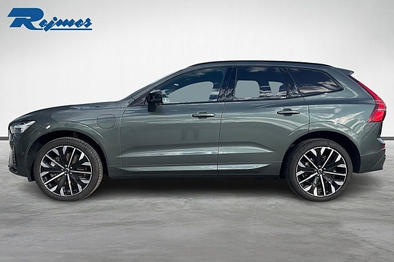 Volvo XC60 3 of 5
