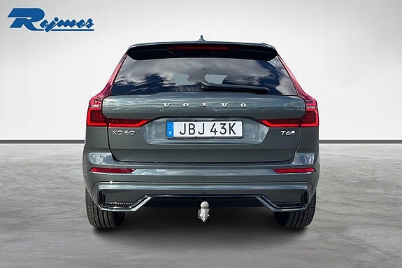 Volvo XC60 4 of 5