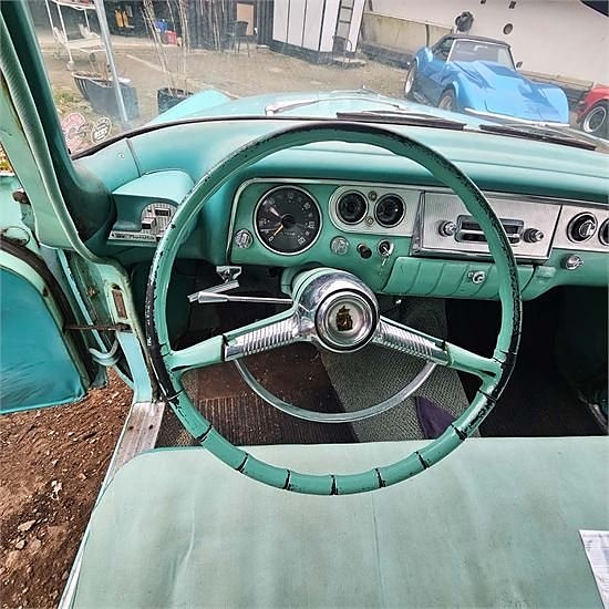 Plymouth Belvedere - Classic car 12 of 30