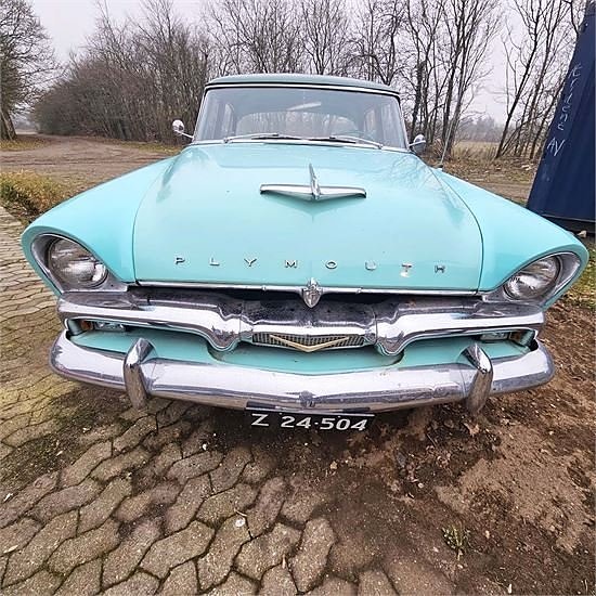 Plymouth Belvedere - Classic car 4 of 5