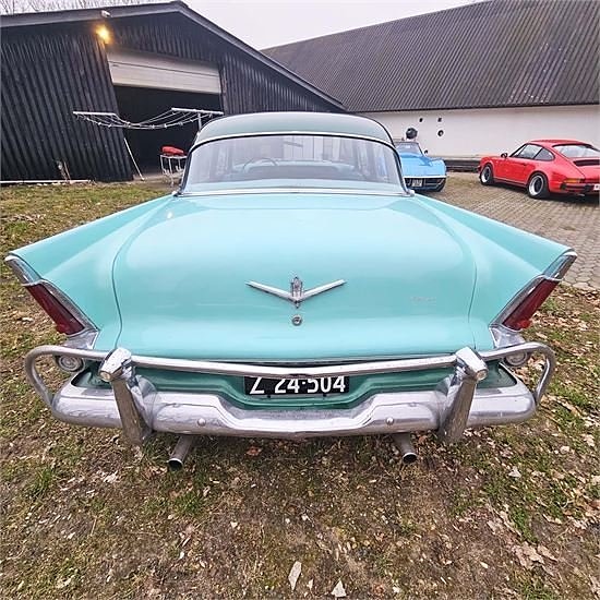 Plymouth Belvedere - Classic car 8 of 30