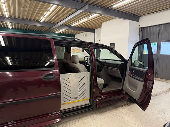 Chevrolet Uplander 5 of 5