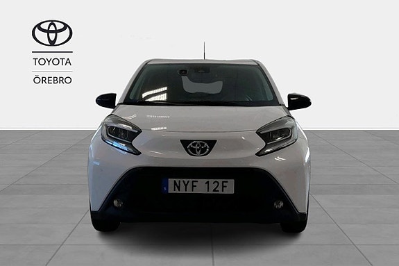 Toyota Aygo X 6 of 11