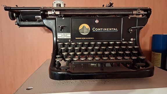 Product image 2 of 9