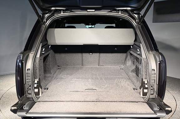 Land Rover Range Rover 26 of 30
