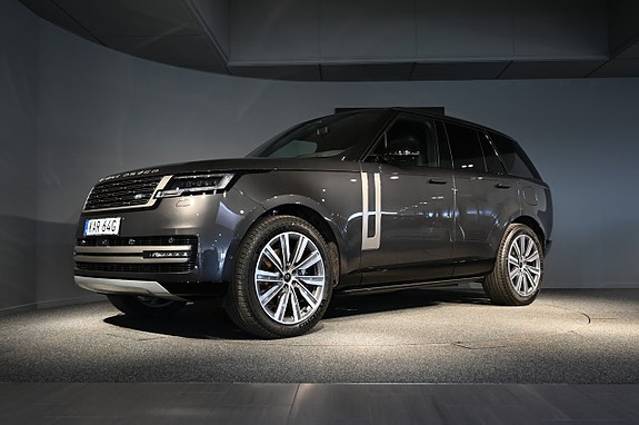 Land Rover Range Rover 2 of 5