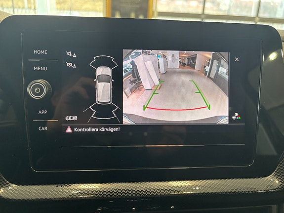 Volkswagen T-Cross 19 of 24