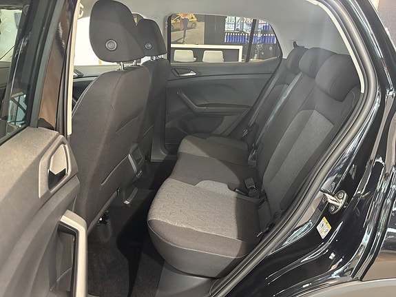 Volkswagen T-Cross 14 of 24