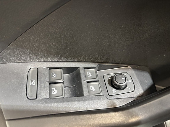 Volkswagen T-Cross 22 of 24