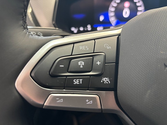 Volkswagen T-Cross 16 of 24