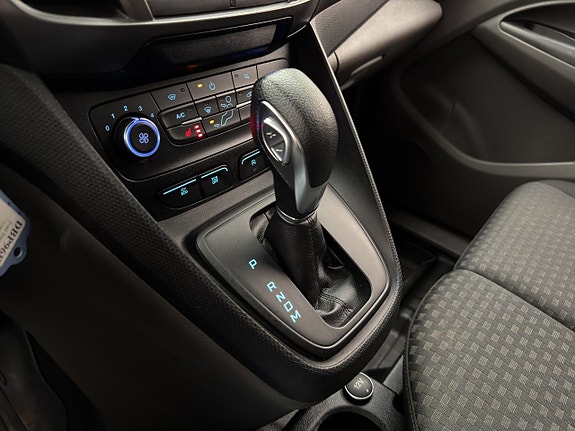 Ford Transit Connect 19 of 24