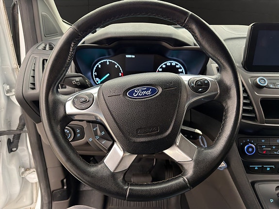 Ford Transit Connect 14 of 24